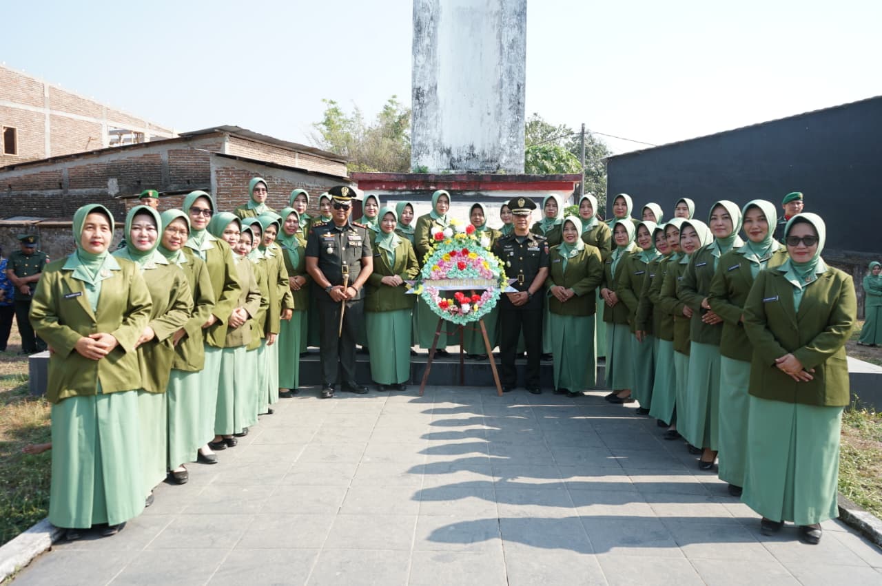 Jelang HUT TNI ke-81, Kodim 1409/Gowa Ziarah ke TMP Romanglompoa, Kenang Jasa Para Pahlawan